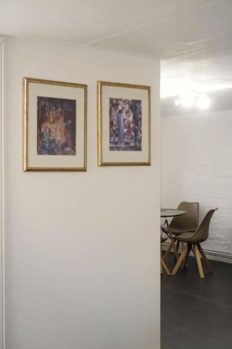 Central, Cozy & Beautiful Designed 2-Rooms Apt. Near River Берлин Екстериор снимка